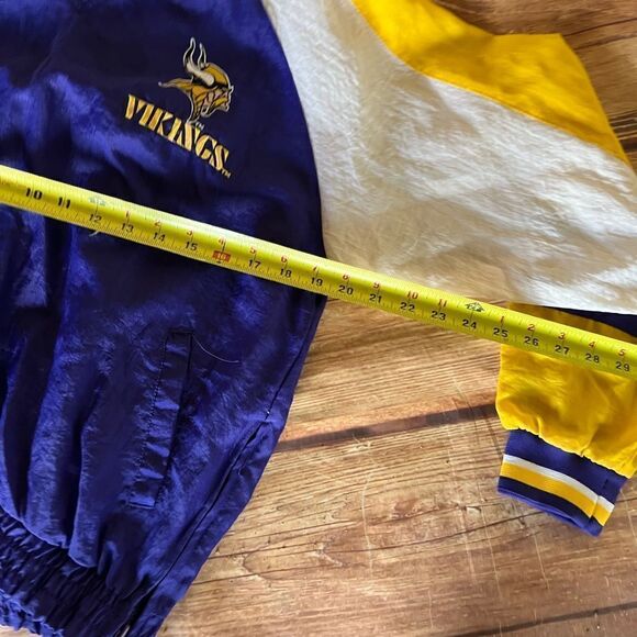 Vintage Minnesota Vikings Jacket - Picture 6 of 7